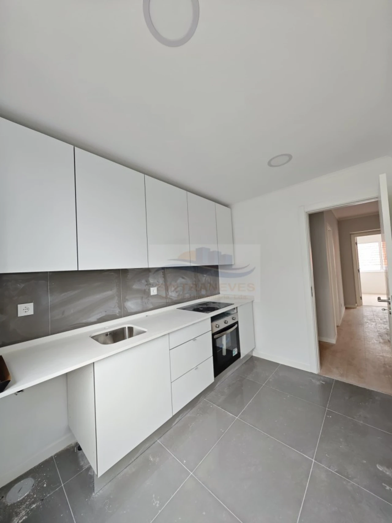 Apartamento T2 para Venda em Águas Livres Foto 9