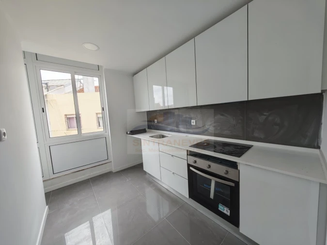 Apartamento T2 para Venda em Águas Livres Foto 10