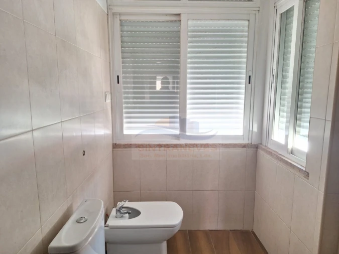 Apartamento T2 para Venda em Falagueira-Venda Nova Foto 9