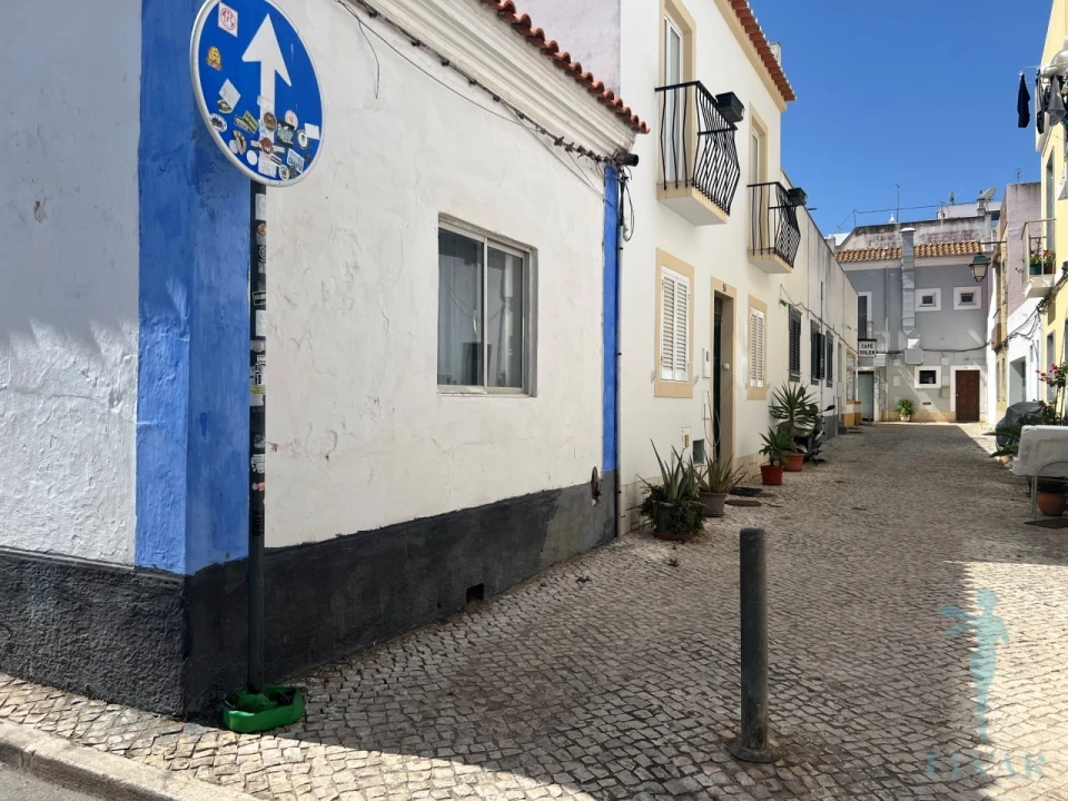 Moradia T2 para Venda em Alvor Foto 3