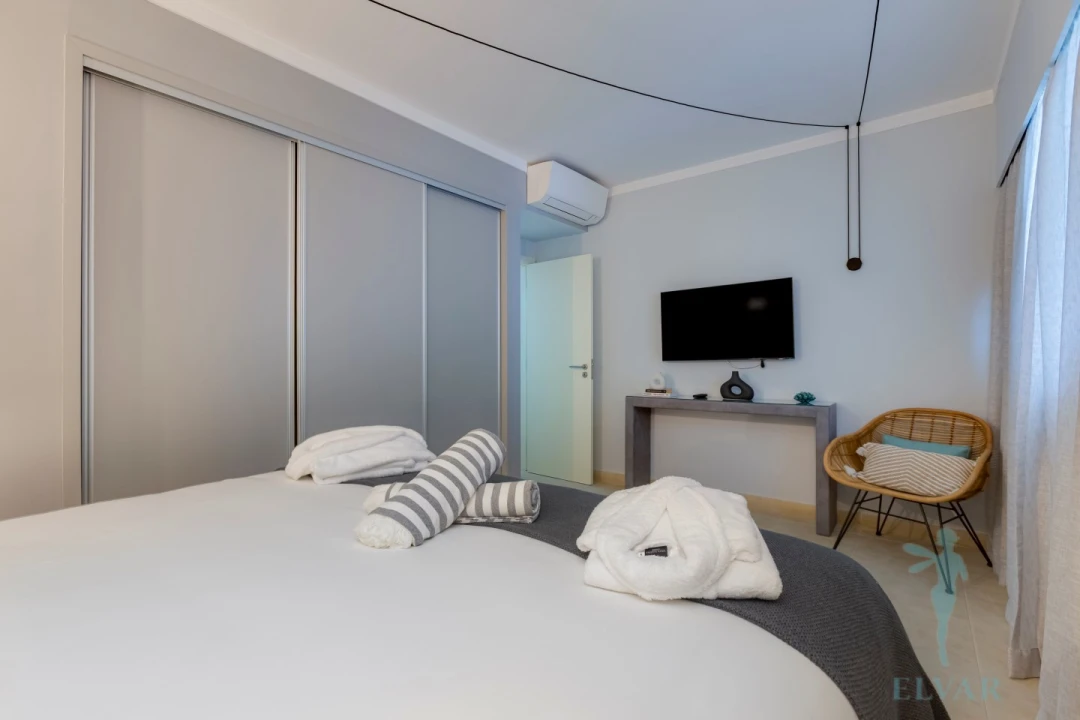 Apartamento T2 para Venda em Portimão Foto 21