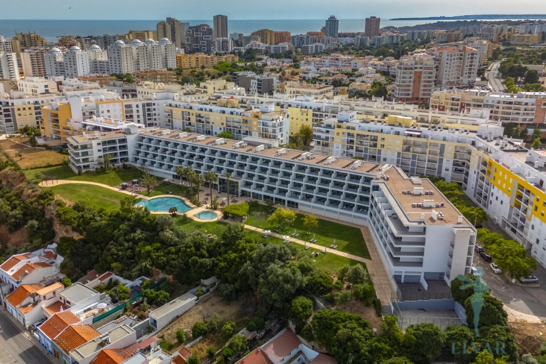 Apartamento T2 para Venda em Portimão Foto 36
