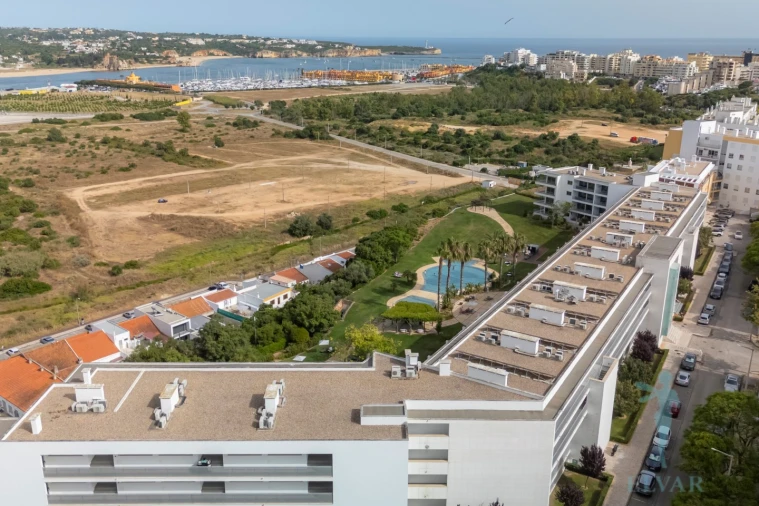 Apartamento T2 para Venda em Portimão Foto 35