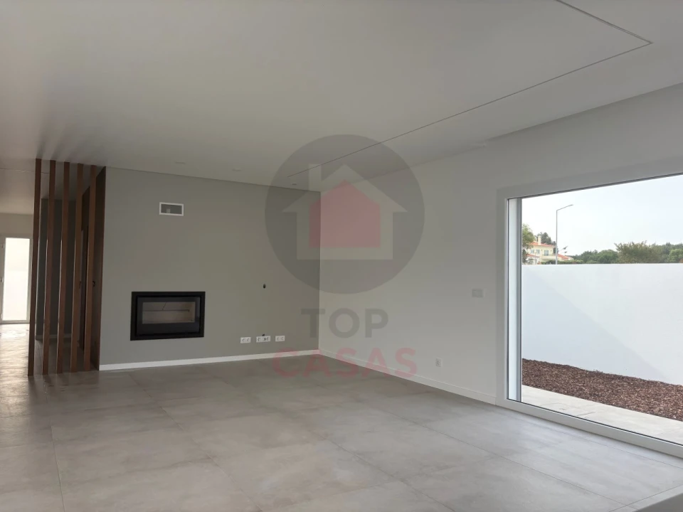 Moradia T4 para Venda em Nadadouro Foto 16
