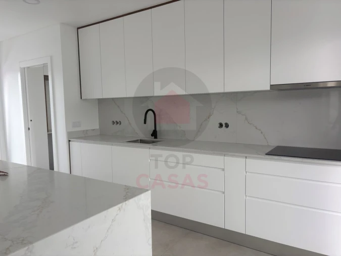 Moradia T4 para Venda em Nadadouro Foto 15