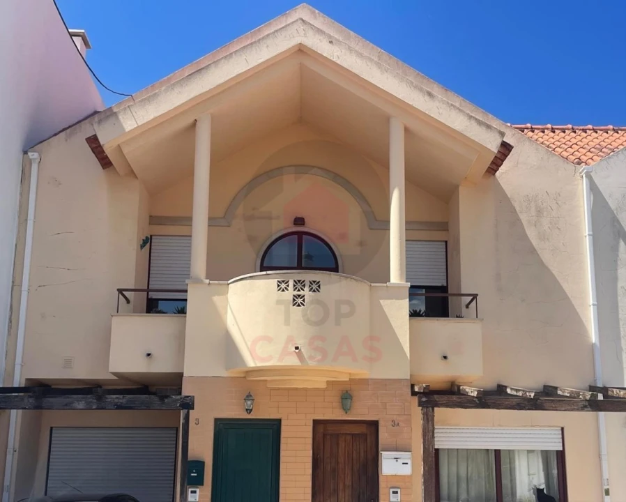 Apartamento T2 para Venda em Foz do Arelho Foto 2