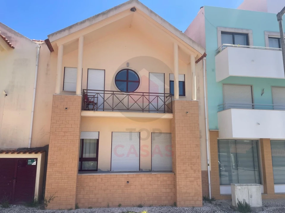 Apartamento T2 para Venda em Foz do Arelho Foto 16