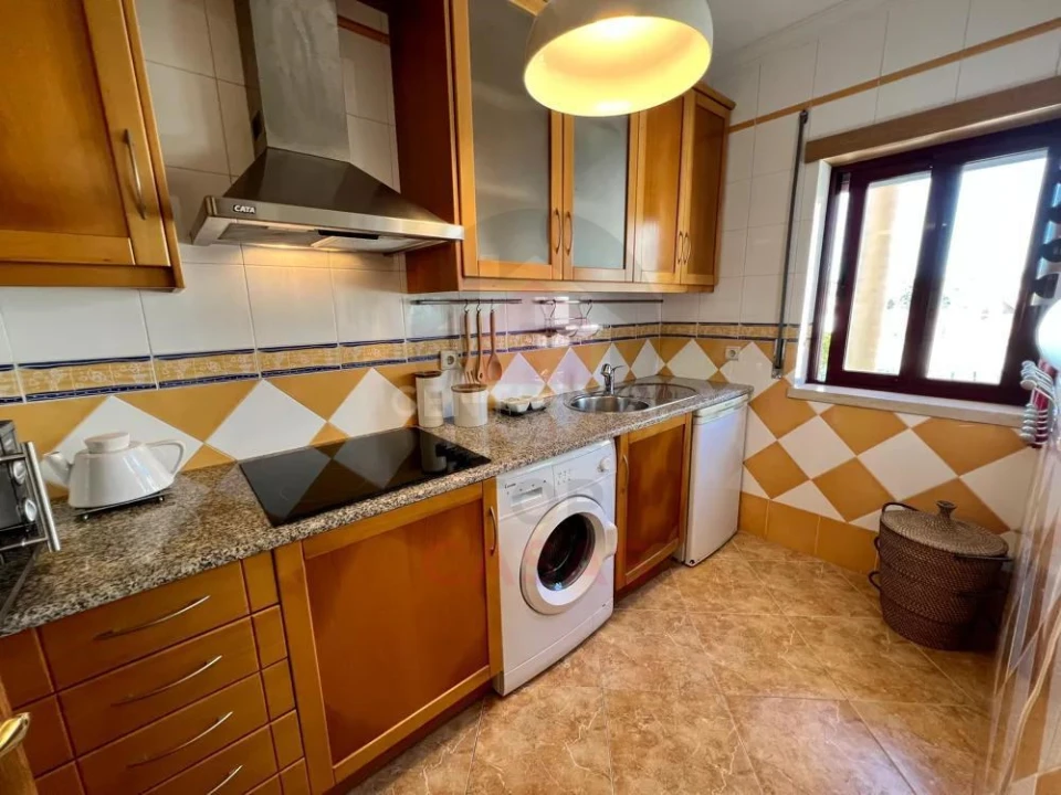 Apartamento T2 para Venda em Foz do Arelho Foto 10