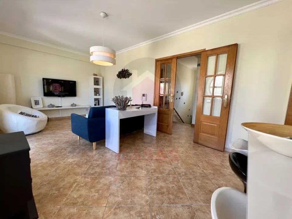 Apartamento T2 para Venda em Foz do Arelho Foto 6