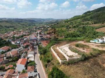 Terreno para Venda em Painho e Figueiros