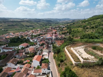 Terreno para Venda em Painho e Figueiros