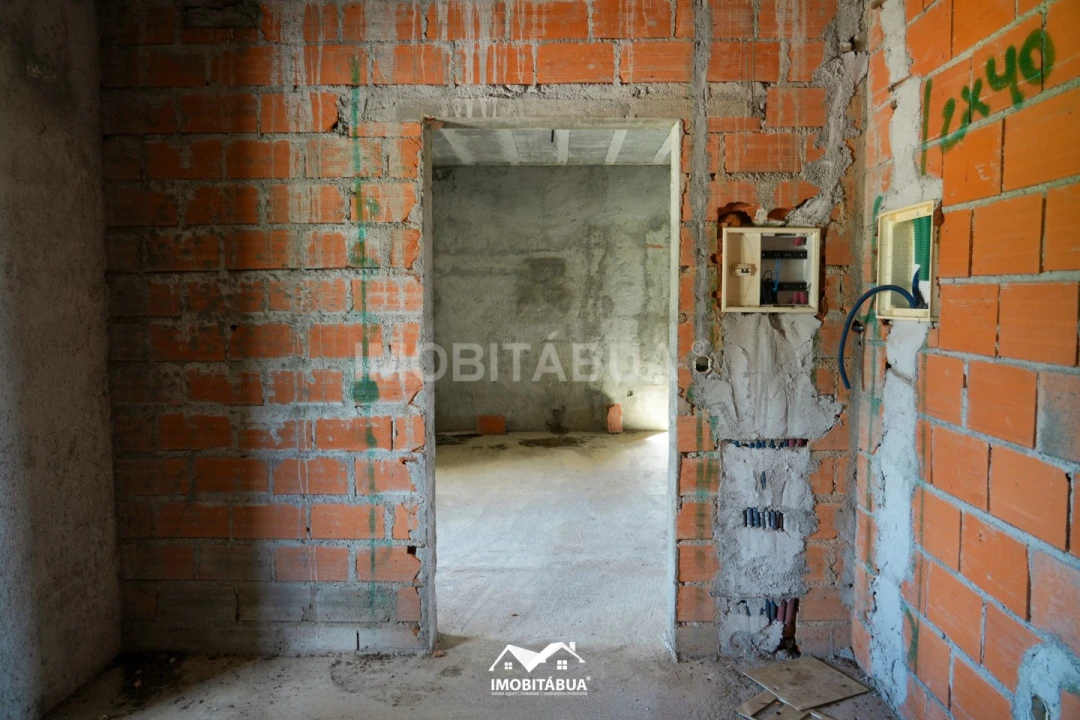 Moradia para Venda em Lagos da Beira e Lajeosa Foto 4