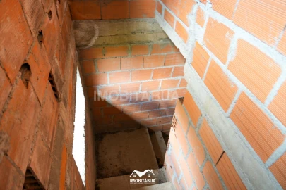 Moradia para Venda em Lagos da Beira e Lajeosa