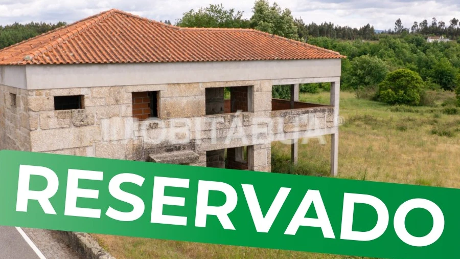 Moradia para Venda em Lagos da Beira e Lajeosa