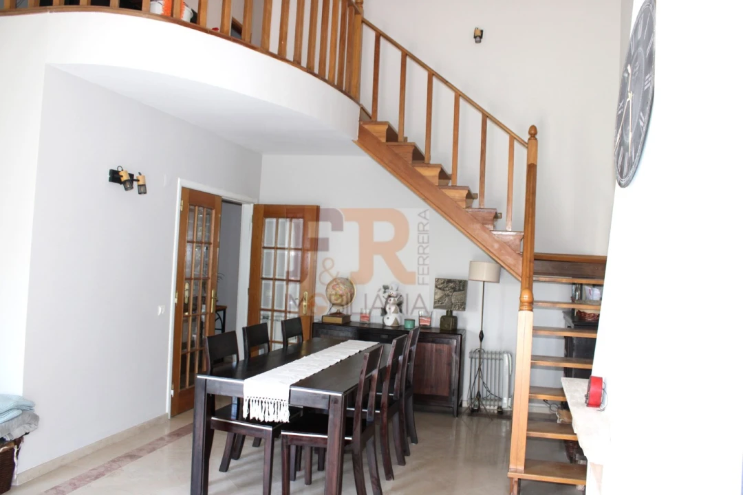 Apartamento para Venda em Quinta do Anjo Foto 9