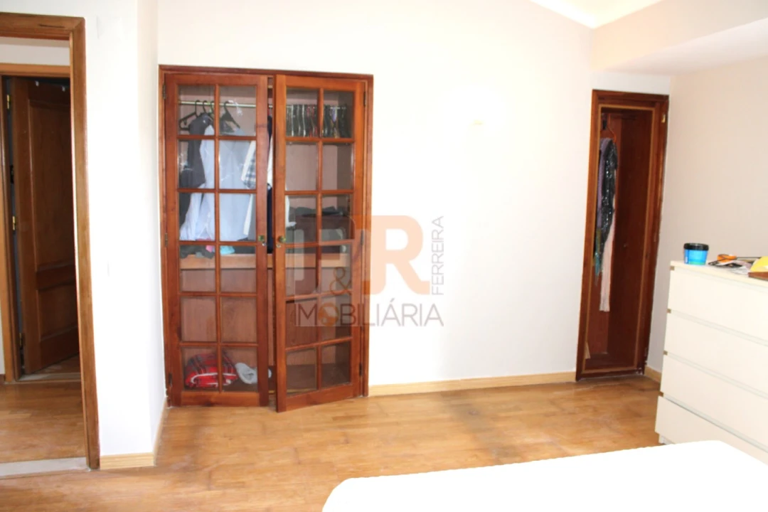 Apartamento para Venda em Quinta do Anjo Foto 30