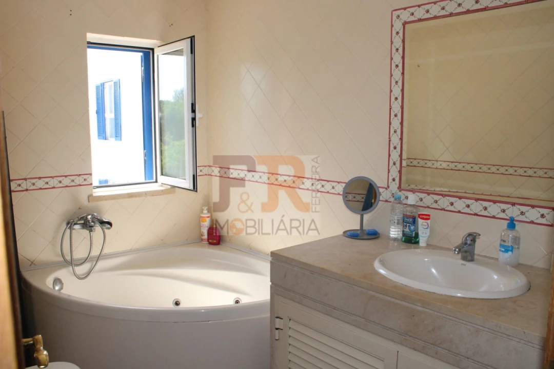 Apartamento para Venda em Quinta do Anjo Foto 32