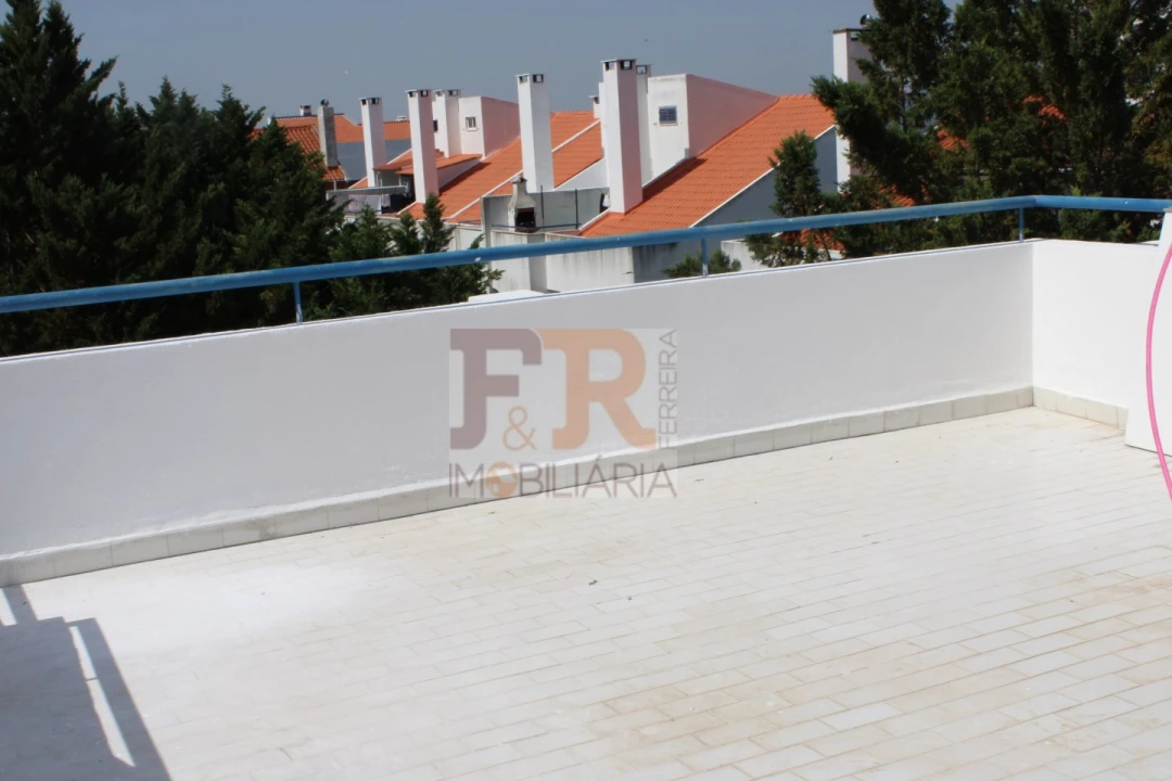 Apartamento para Venda em Quinta do Anjo Foto 37