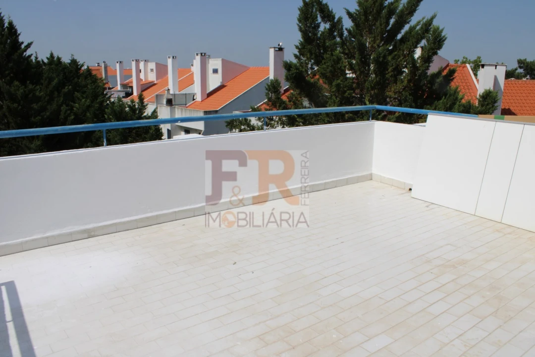 Apartamento para Venda em Quinta do Anjo Foto 3