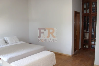 Apartamento para Venda em Quinta do Anjo