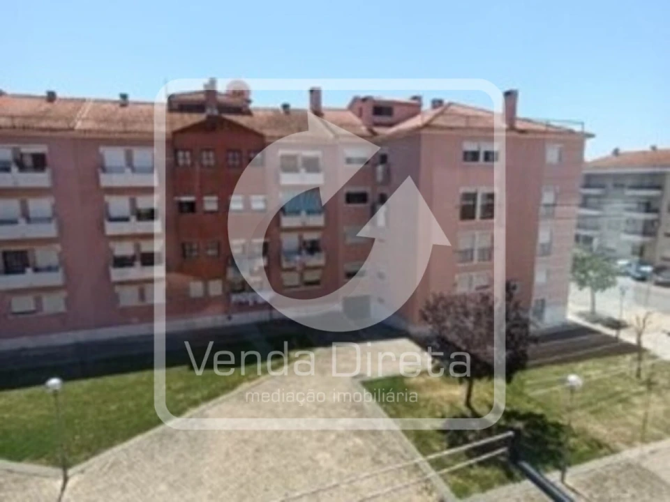 Apartamento T3 para Venda em Moita Foto 2