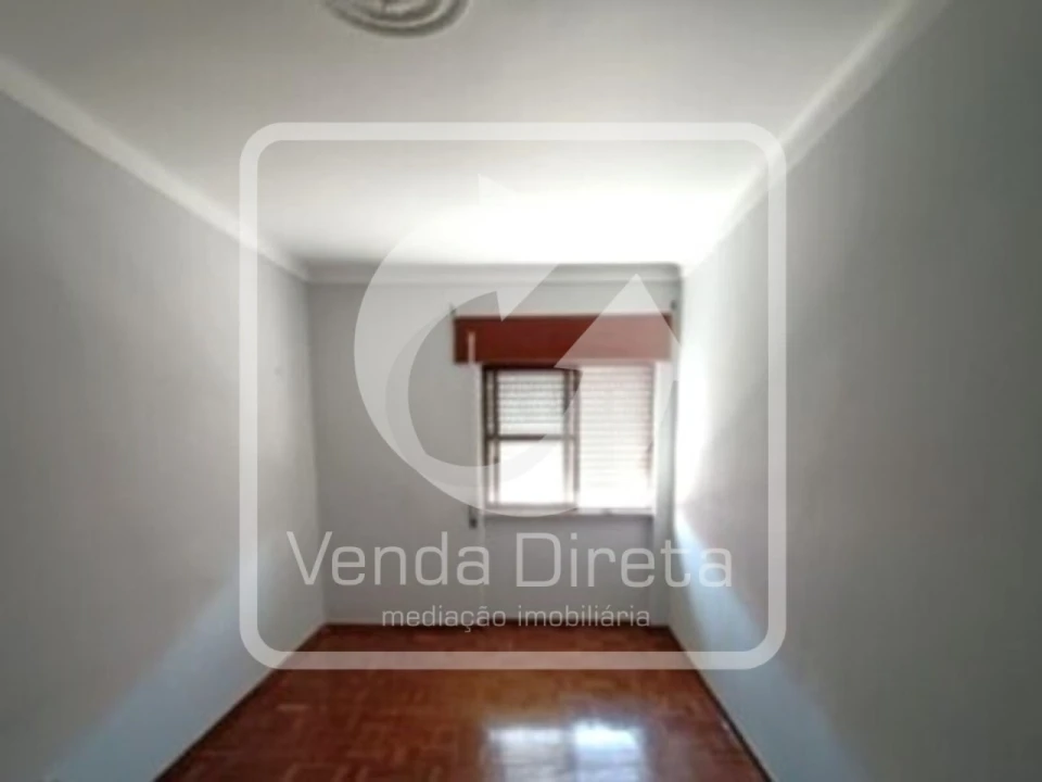 Apartamento T3 para Venda em Moita Foto 11