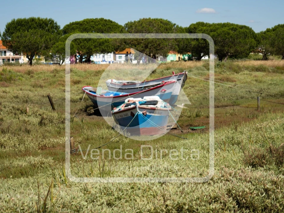 Apartamento T4 para Venda em Gaio-Rosário e Sarilhos Pequenos Foto 32