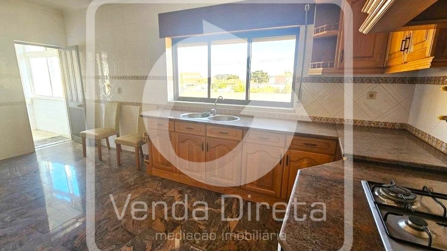 Apartamento T4 para Venda em Gaio-Rosário e Sarilhos Pequenos
