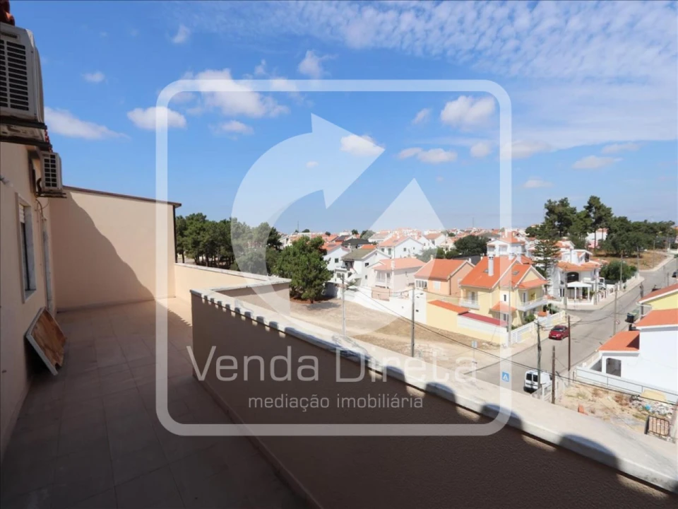 Apartamento T3 para Venda em Quinta do Conde Foto 9