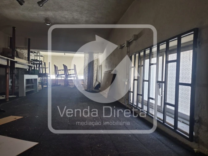 Loja para Venda em Gaio-Rosário e Sarilhos Pequenos Foto 8
