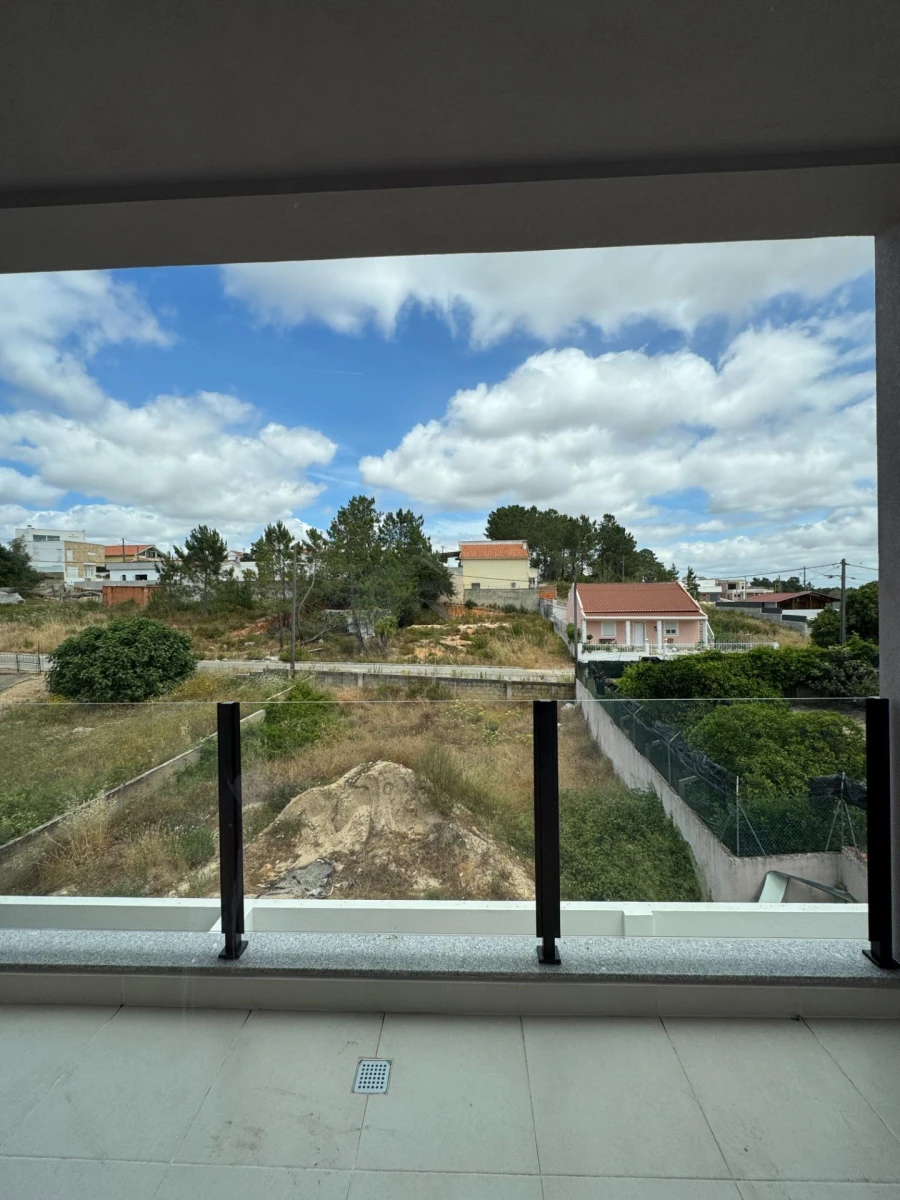 Moradia T3 para Venda em Fernao Ferro Foto 15