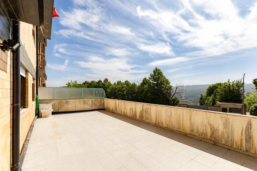 Apartamento T3 para Venda em Penafiel Foto 28