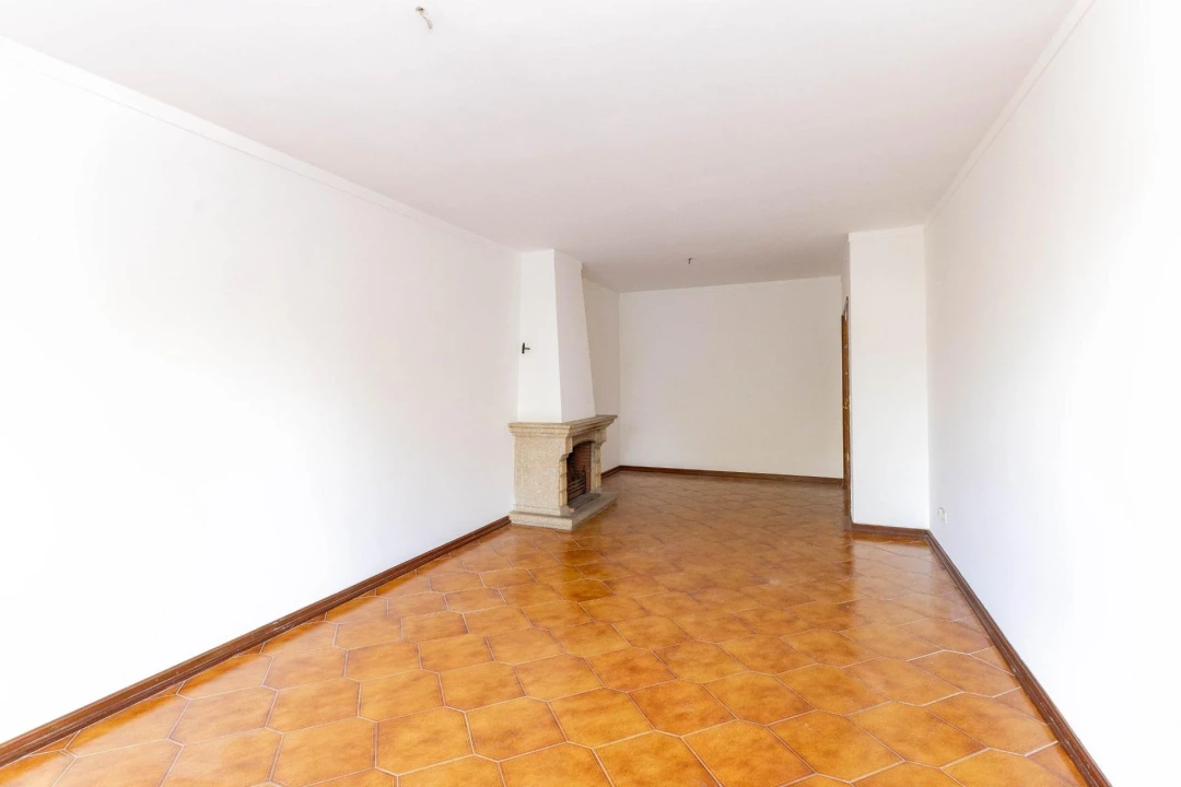 Apartamento T3 para Venda em Penafiel Foto 9