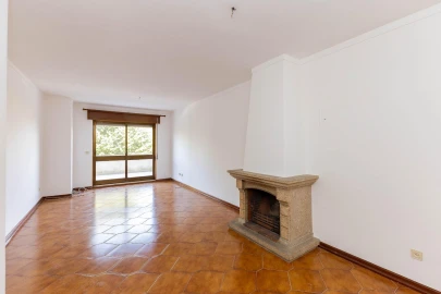 Apartamento T3 para Venda em Penafiel