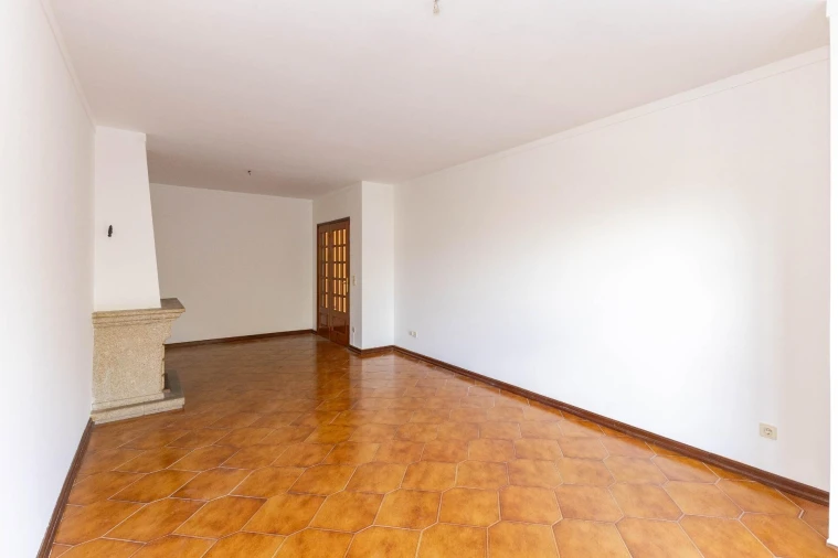 Apartamento T3 para Venda em Penafiel Foto 11