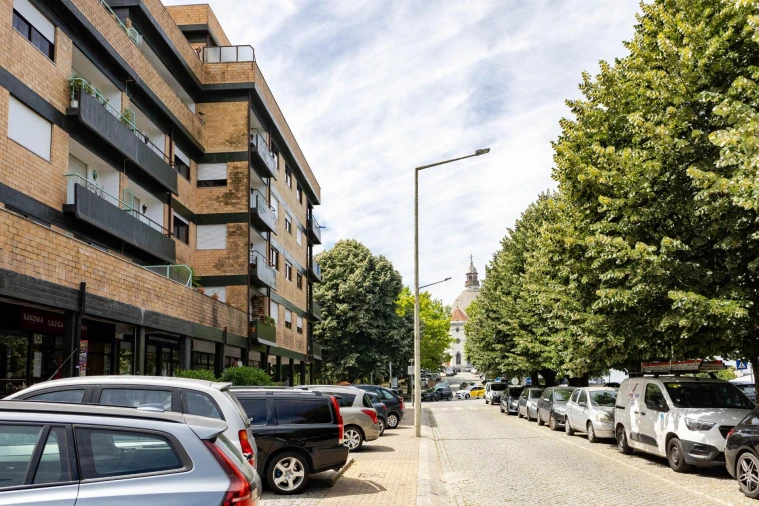 Apartamento T3 para Venda em Penafiel Foto 2