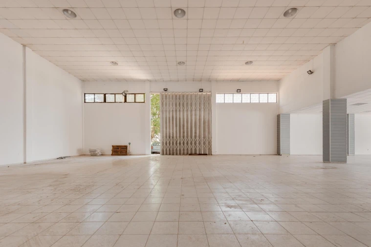 Armazém para Venda em Fajozes Foto 7