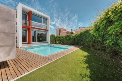 Moradia T4 para Venda em Carcavelos e Parede