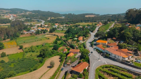 Moradia T5 para Venda em Sapardos