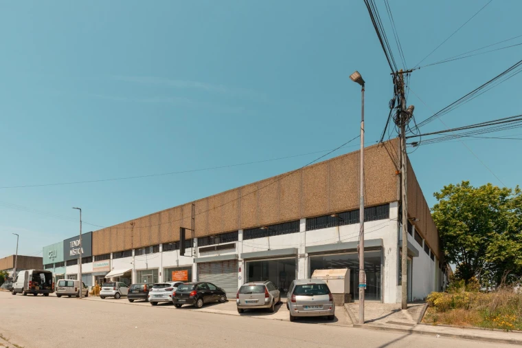 Armazém para Venda em Fajozes Foto 23