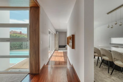 Moradia T4 para Venda em Carcavelos e Parede