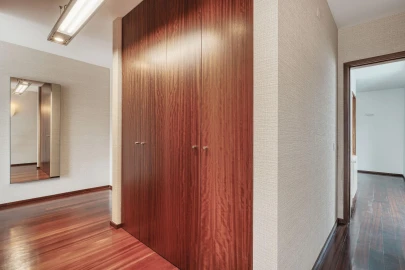 Moradia T4 para Venda em Carcavelos e Parede