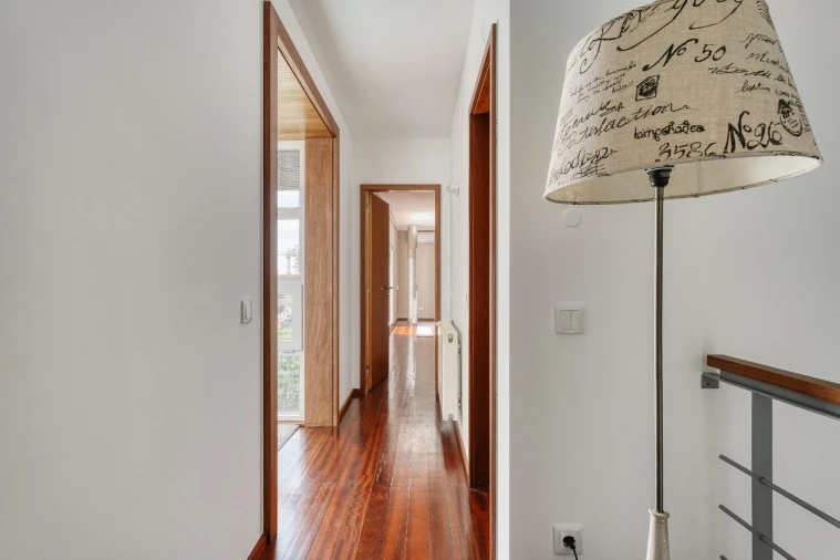 Moradia T4 para Venda em Carcavelos e Parede Foto 37
