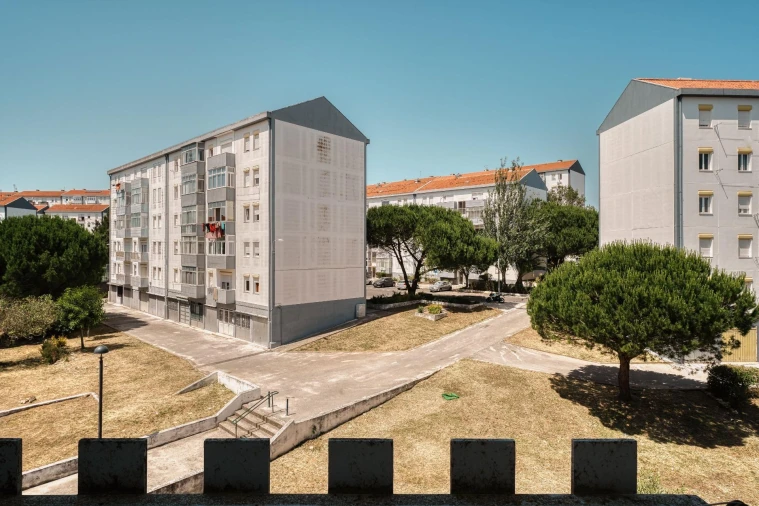 Apartamento T4 para Venda em Agualva e Mira-Sintra Foto 9