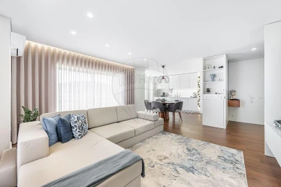 Apartamento T3 para Venda em Vila Nova de Famalicão e Calendário