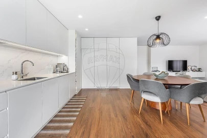 Apartamento T3 para Venda em Vila Nova de Famalicão e Calendário