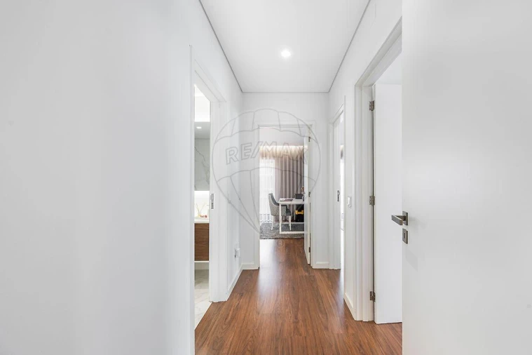 Apartamento T3 para Venda em Vila Nova de Famalicão e Calendário Foto 13