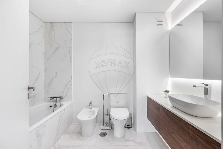 Apartamento T3 para Venda em Vila Nova de Famalicão e Calendário Foto 2