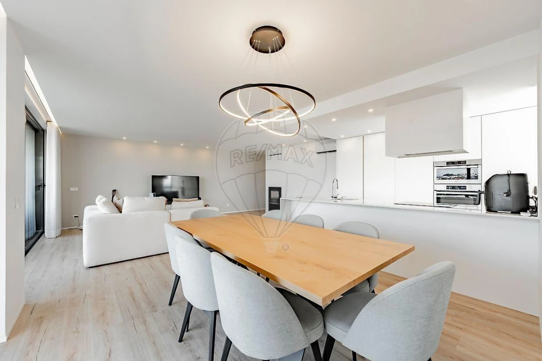 Apartamento T2 para Venda em Braga (Maximinos, Sé e Cividade) Foto 1