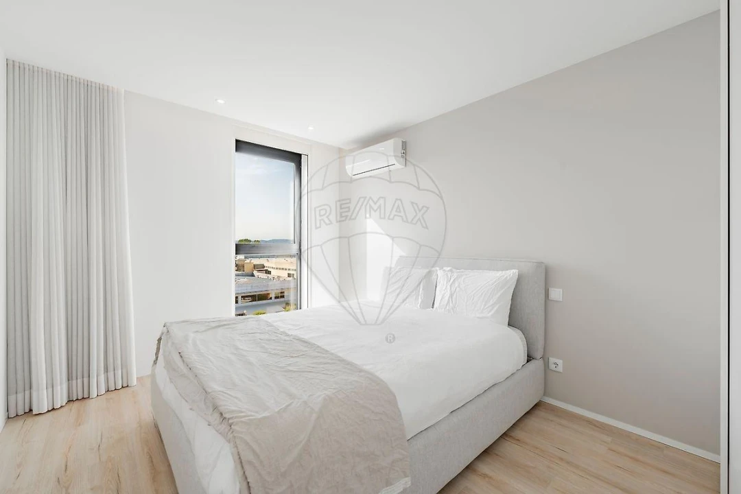 Apartamento T2 para Venda em Braga (Maximinos, Sé e Cividade) Foto 5